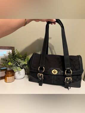 Vintage coach Signature Black Jacquard Satchel Turnlock Pocket Shoulder